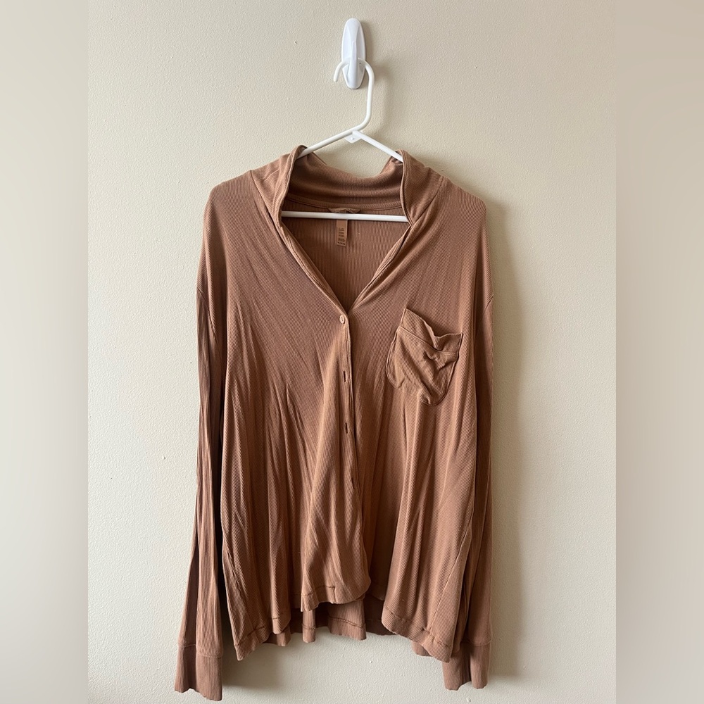 Skims Soft Ribbed Lounge Button-Up Longsleeve
